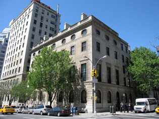 Council on Foreign Relations HQ at 58 East 68th Street and Park Avenue